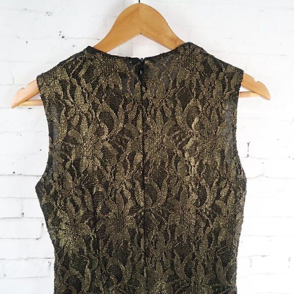 VINCE CAMUTO BLACK WITH GOLD LACE OVERLAY SLEEVELESS PEPULM TOP SIZE XS - Picture 9 of 11